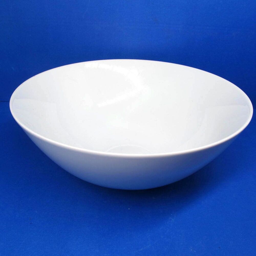 Mikasa Slipstream Large White 10" Vegetable Serving Mixing  bowl.